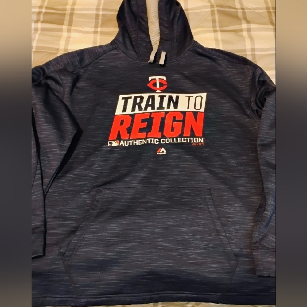 MLB Minnesota Twins Men'sHooded Sweatshirt new XXL